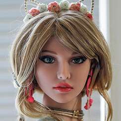 Name：Roxanne William