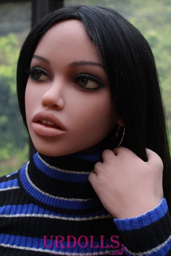 pretty Irontech doll anal