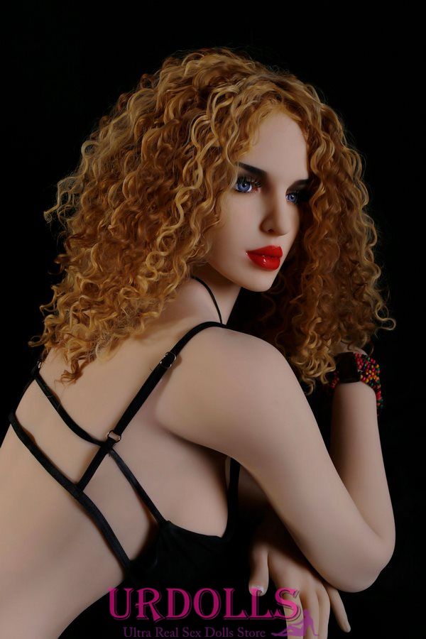 100 cm sex doll fucking