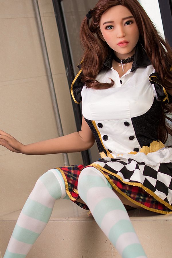 6YE hentai manga sex doll