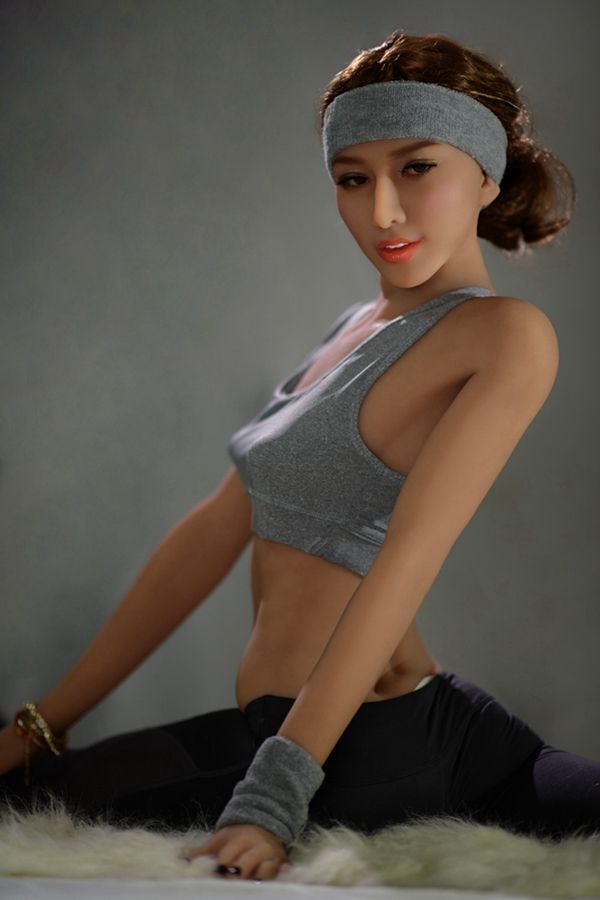 6YE fucking robotic sex dolls