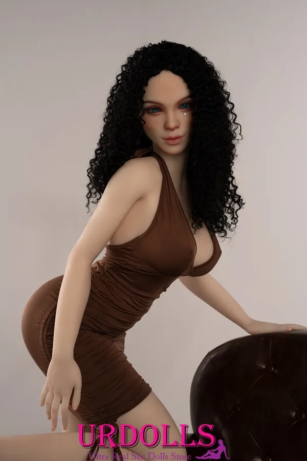 fuckingsilocone sex doll