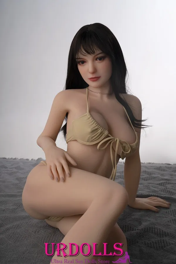 huge breasted sex doll volupotus