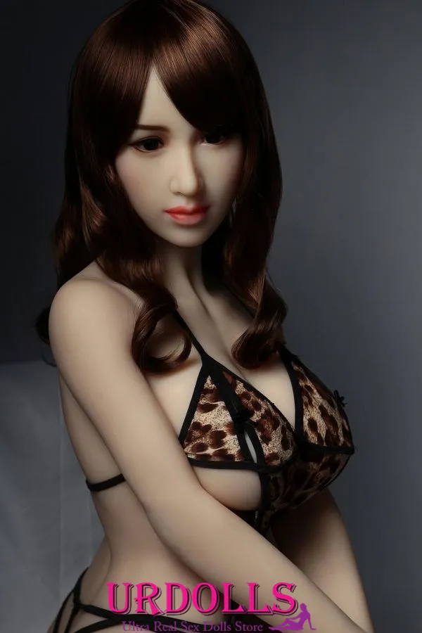 lesbian sex doll porn