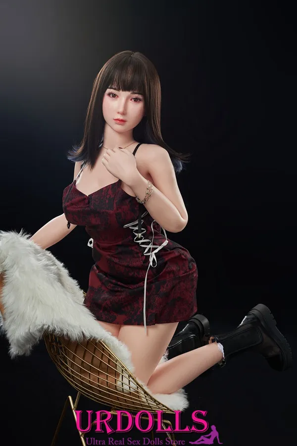 tiny tits sex doll