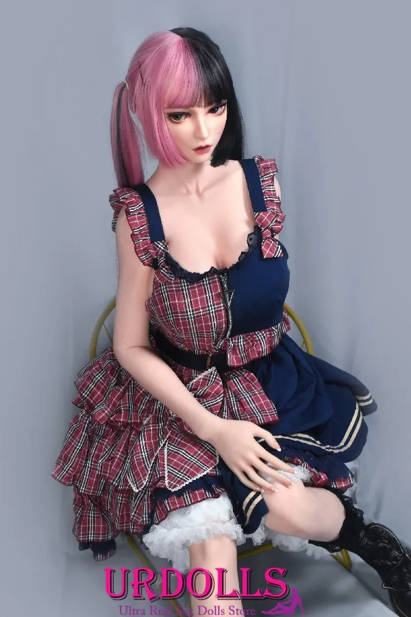 sex doll realista