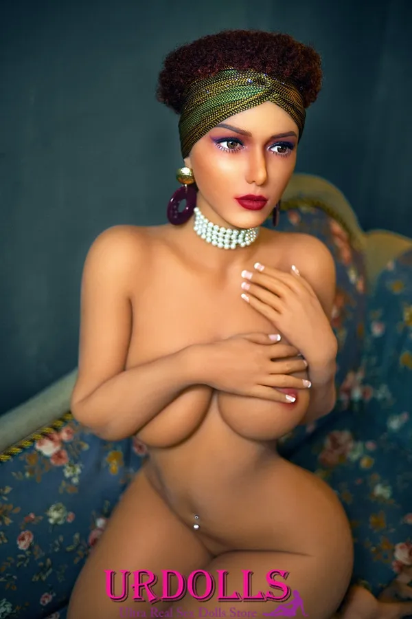 cat doll eyes