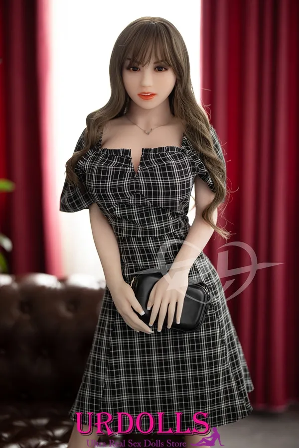 having sex with realistic sex doll