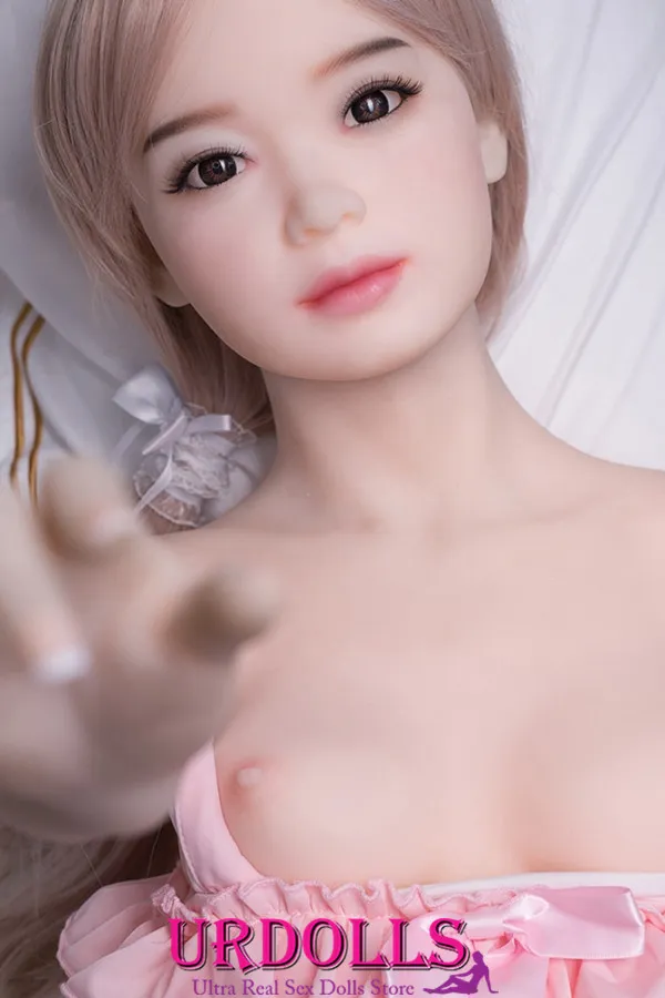 primeira boneca sexual de Android-72_163
