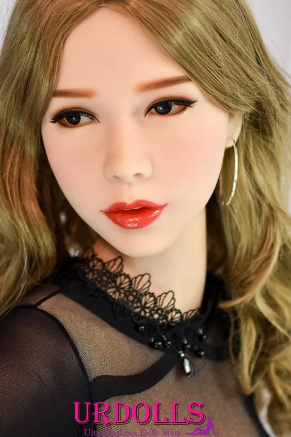 most realistic sex doll in use