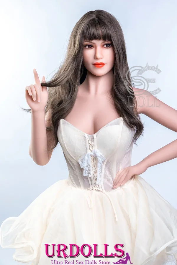 orgasm with sex doll