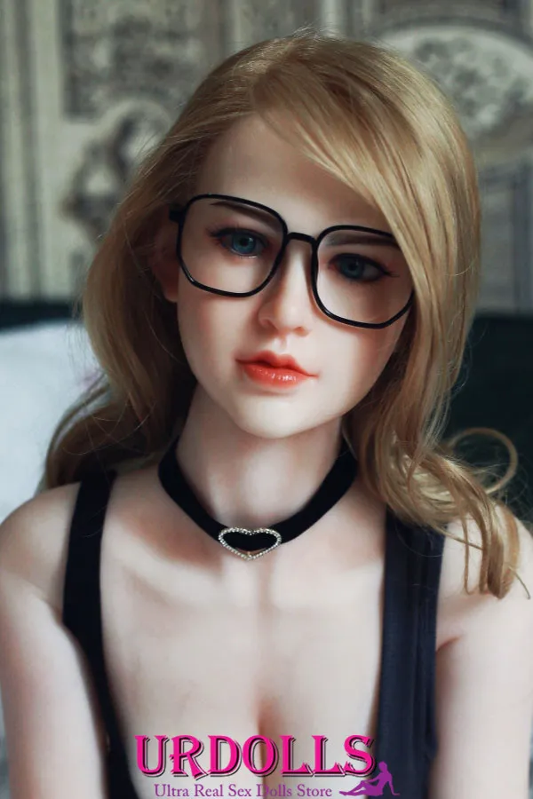 na-akpụ akpụ n'ime robot sex doll-72_200