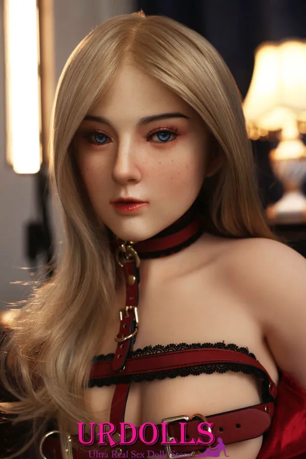 claire redfield sex doll
