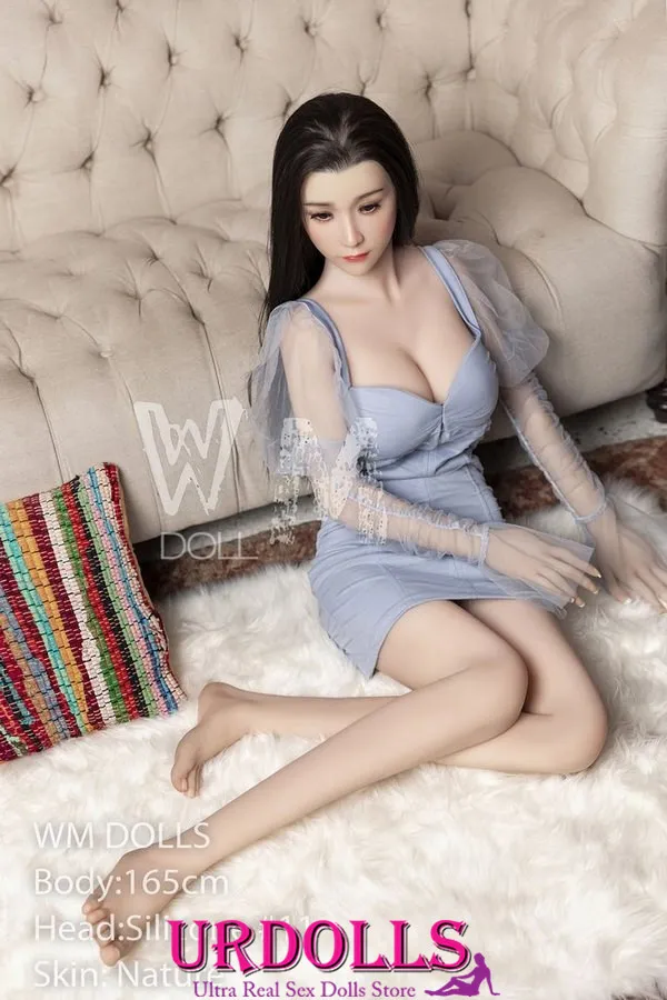 fucking a hot sex doll