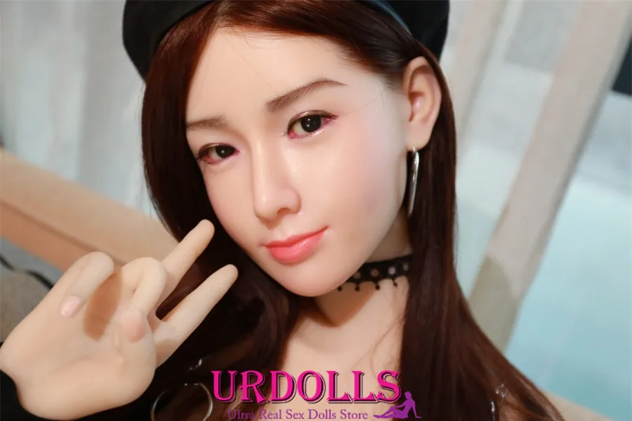 fucking my new 65 cm pretty sex doll