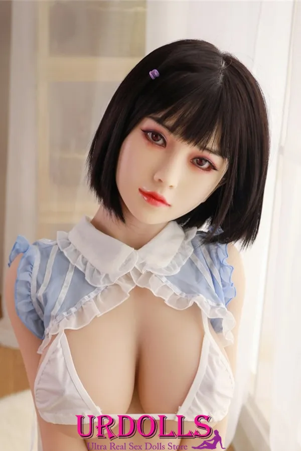 gf rides sex doll