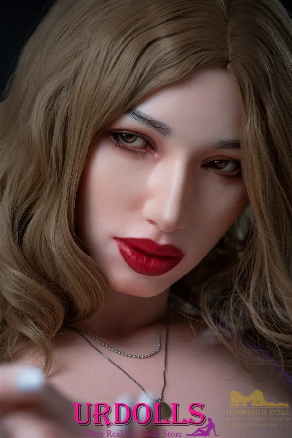 guy has orgasmic sex with his sex doll