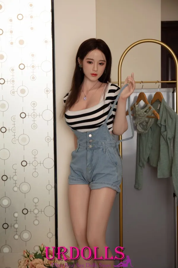 lifelike talking sex doll