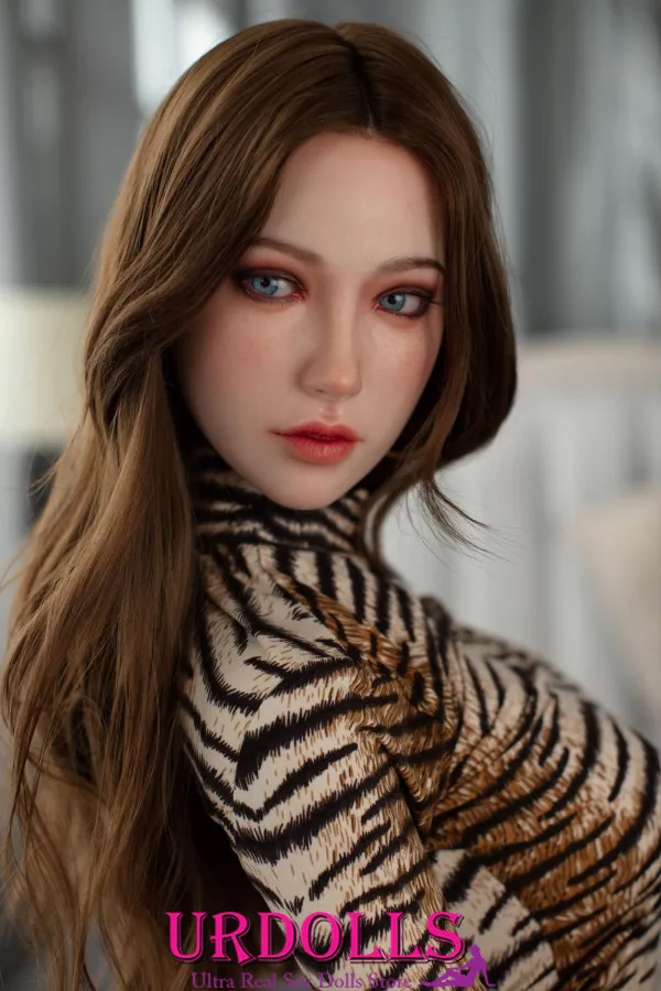 making a porno with my sex doll