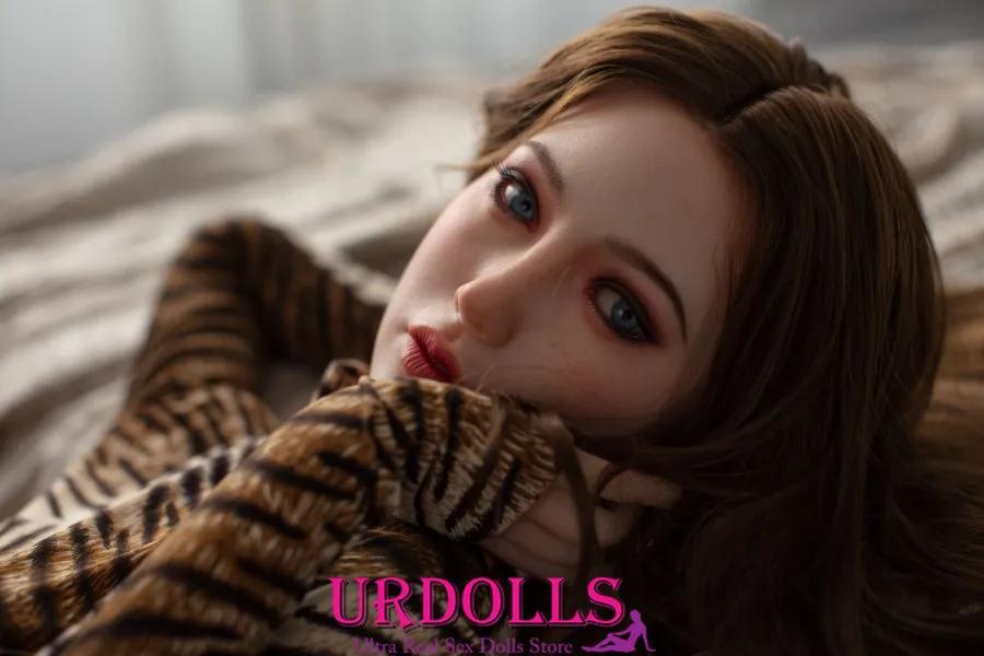 maki huge boobs sex doll bikini