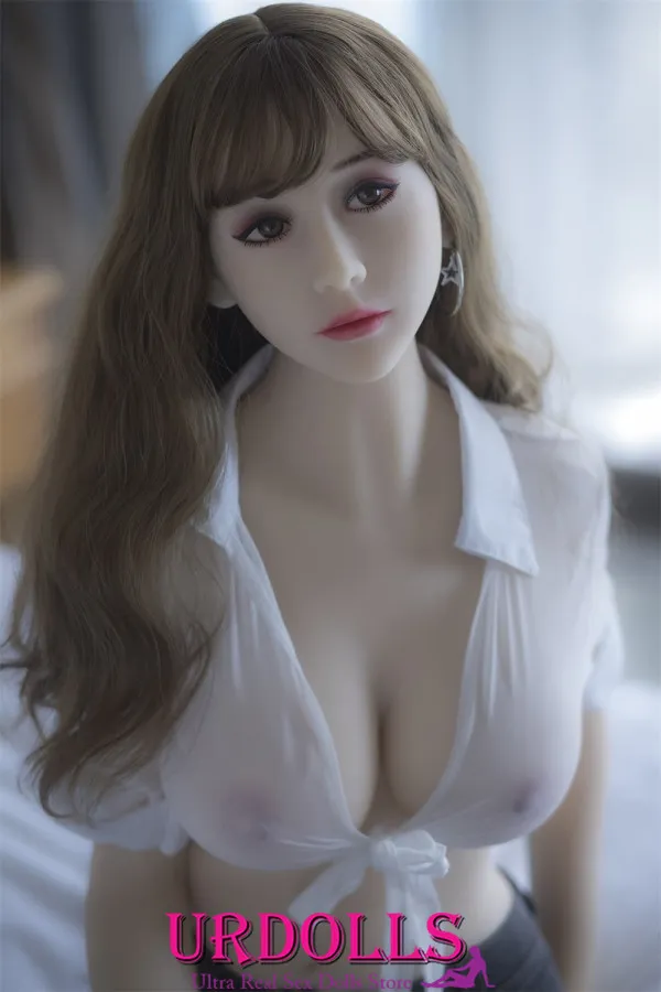 men who permanently have a sex doll