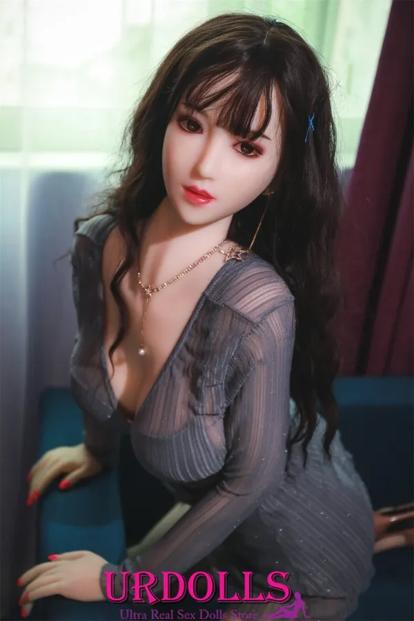 pretty sex dolls a cup