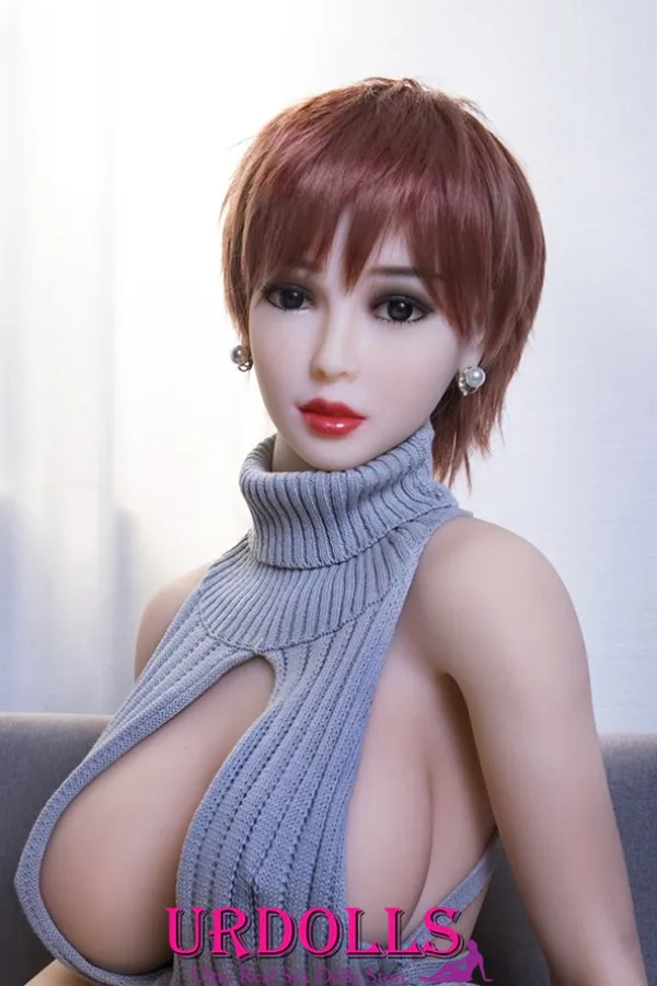 miss doll oral sex