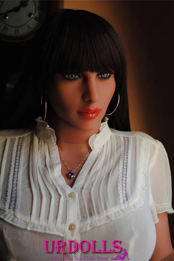 naked girls useing sex dolls