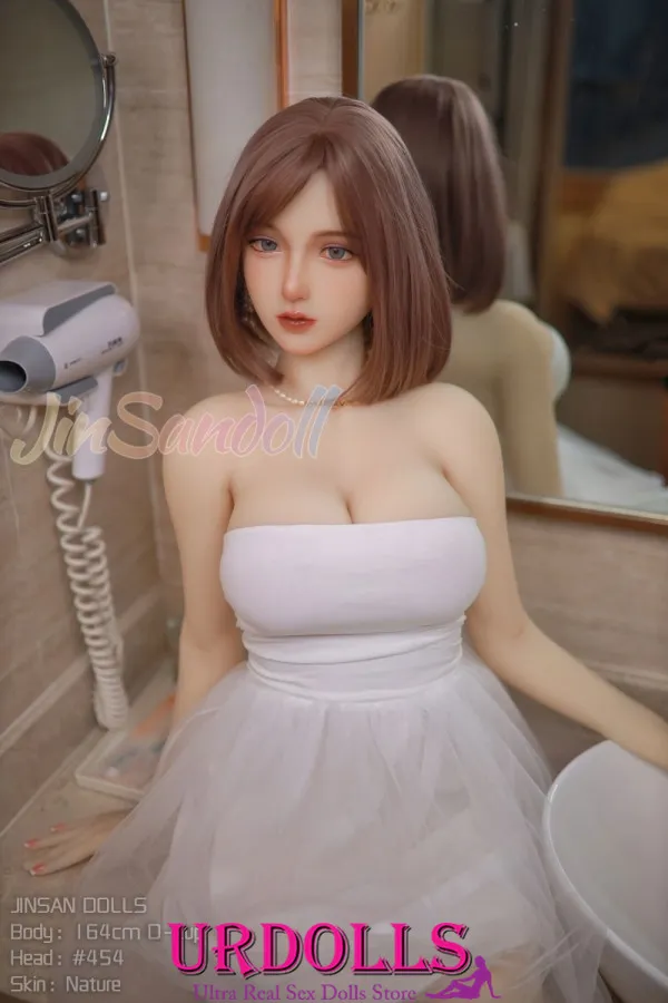 nahé sexuální panenky robotika