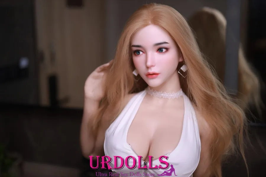 Simulador de personalización de bonecas sexuais