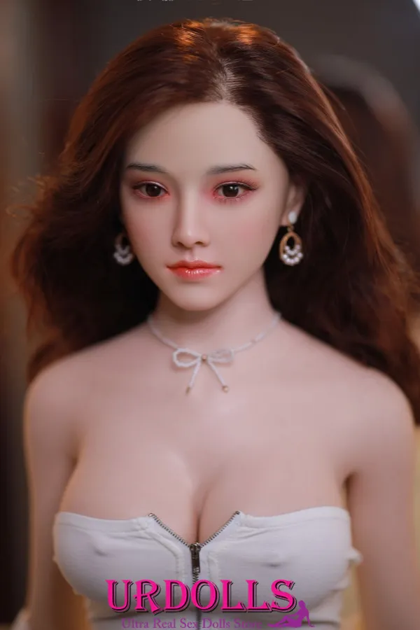 sex doll fucks girl animated