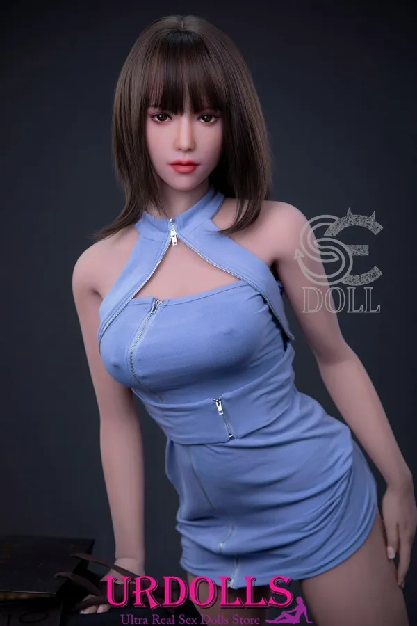 sex pissed dolls she sells sanctuary