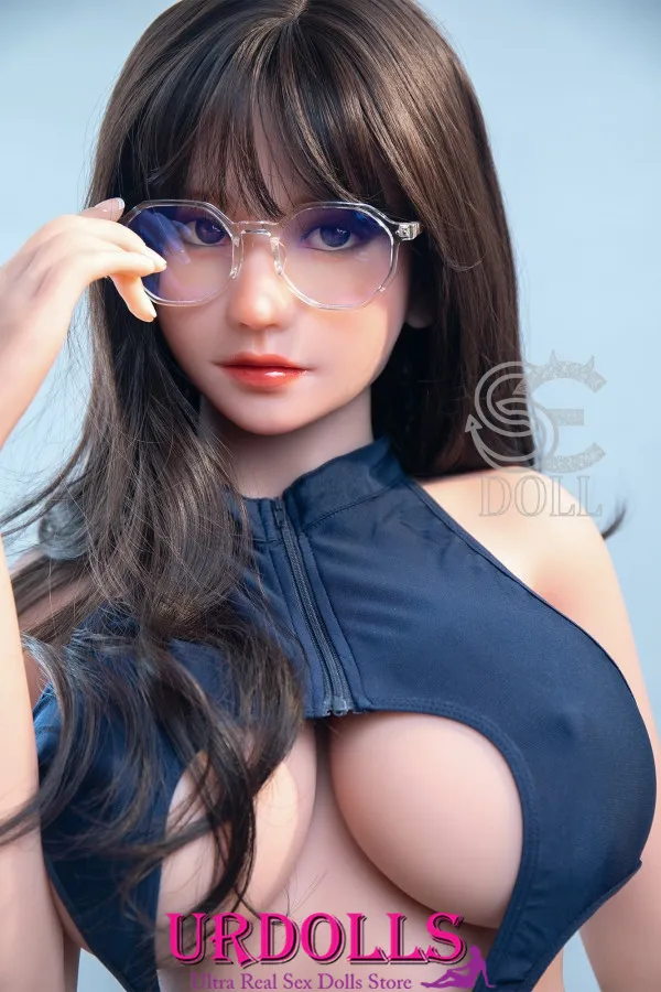 anime giantess sex with tiny dolls