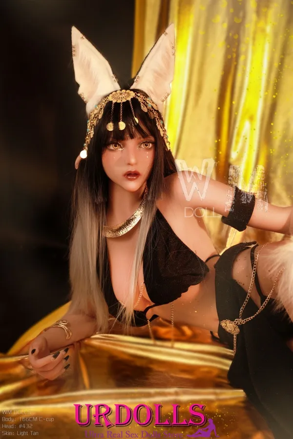 extremely realistic silicone sex doll