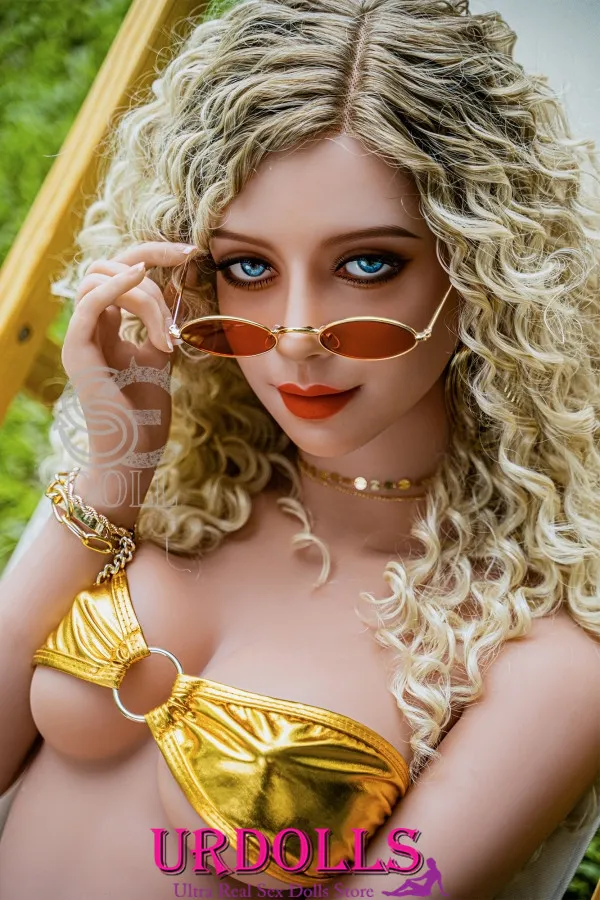 boy useing sex doll w parents out