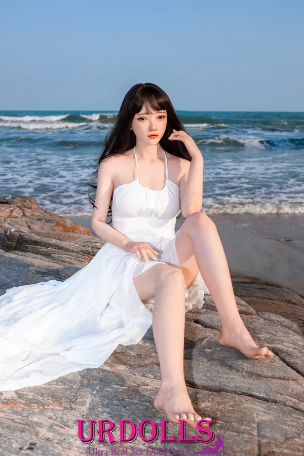 chinese sex doll vs us doll