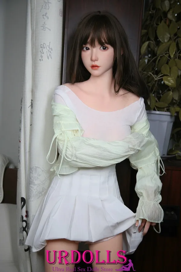 chintya doll maid sex