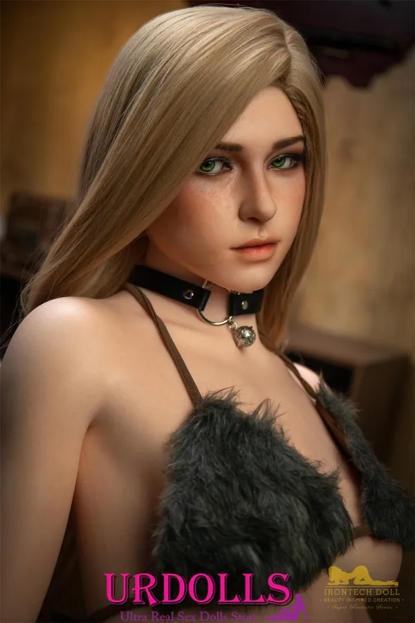 chubby h cup sex doll