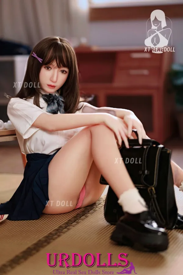 fucking a asian silicone sex doll and cum xxx anamation