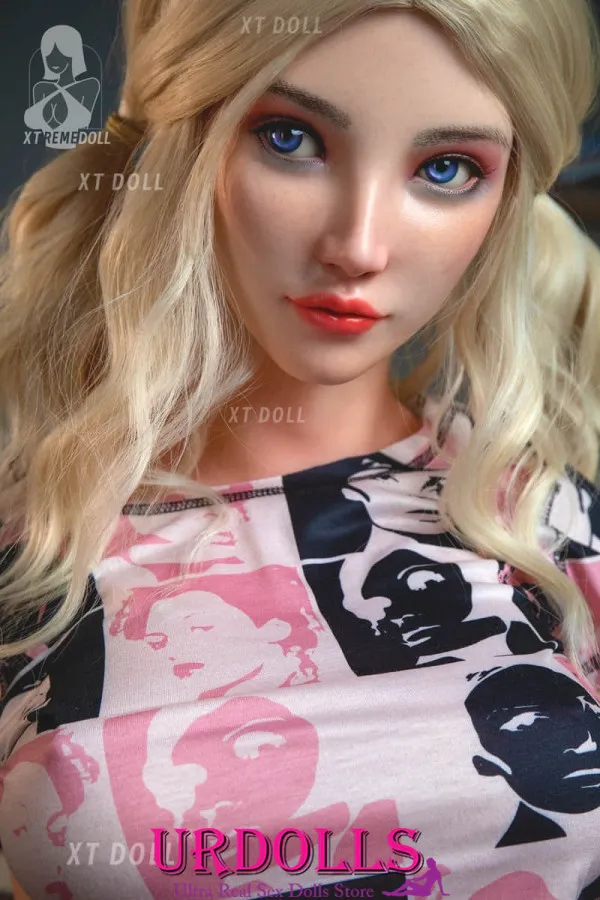 fucking asian sex doll