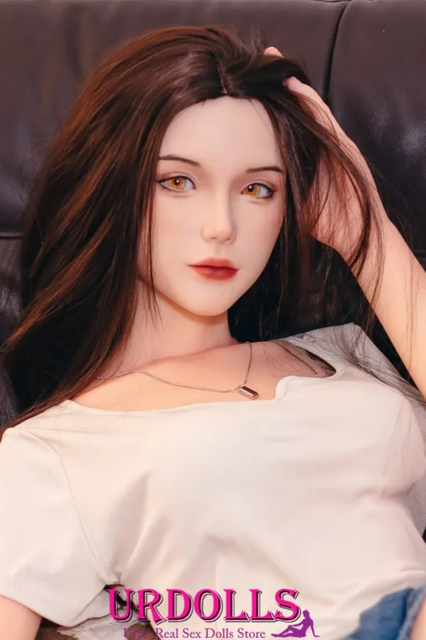 girl fucka sex doll