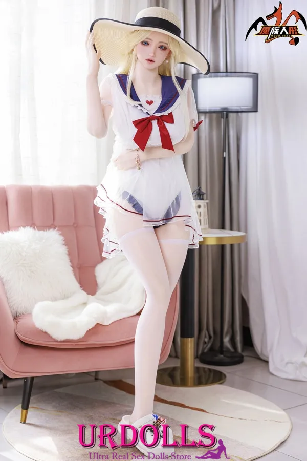girl has sex with doll xnxx