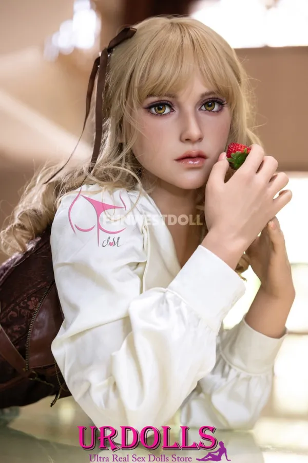 muscular sex doll with big boobs