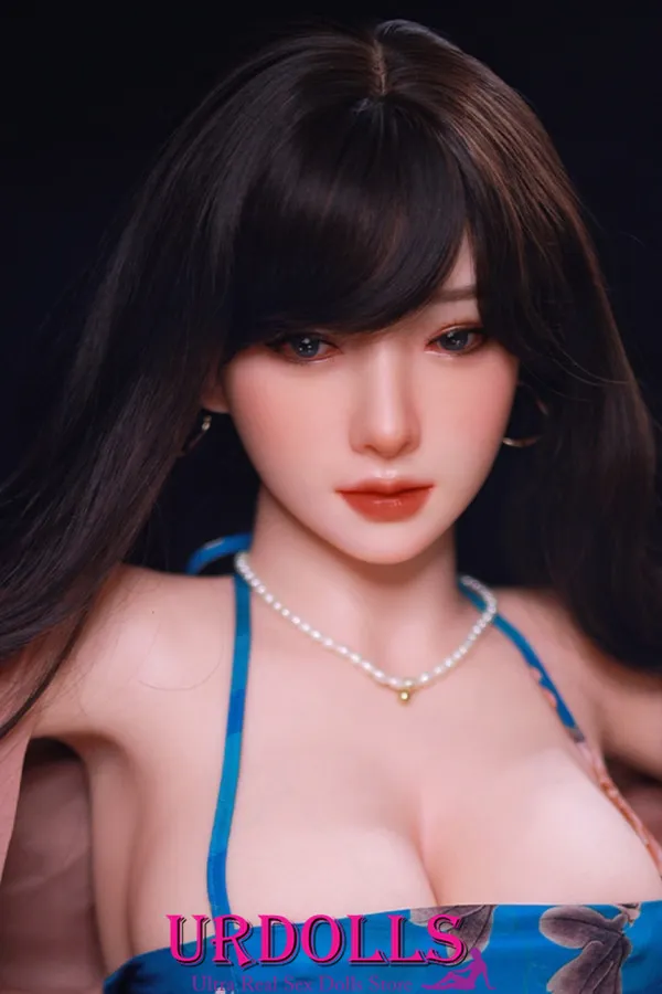 artificia smalll sex doll
