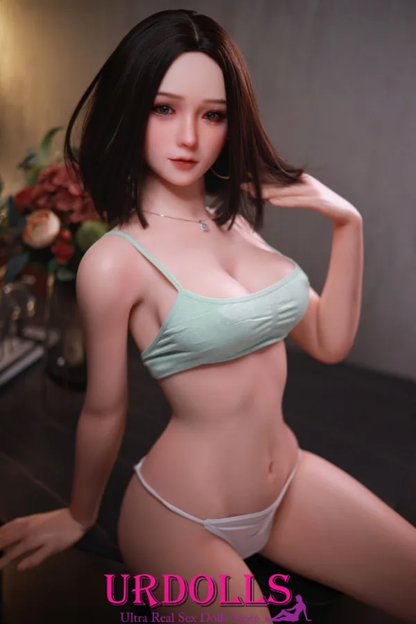 ashley boneka seks telanjang