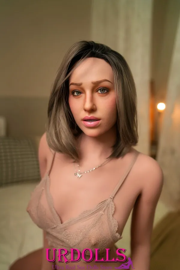 hairy stud fucking sex doll