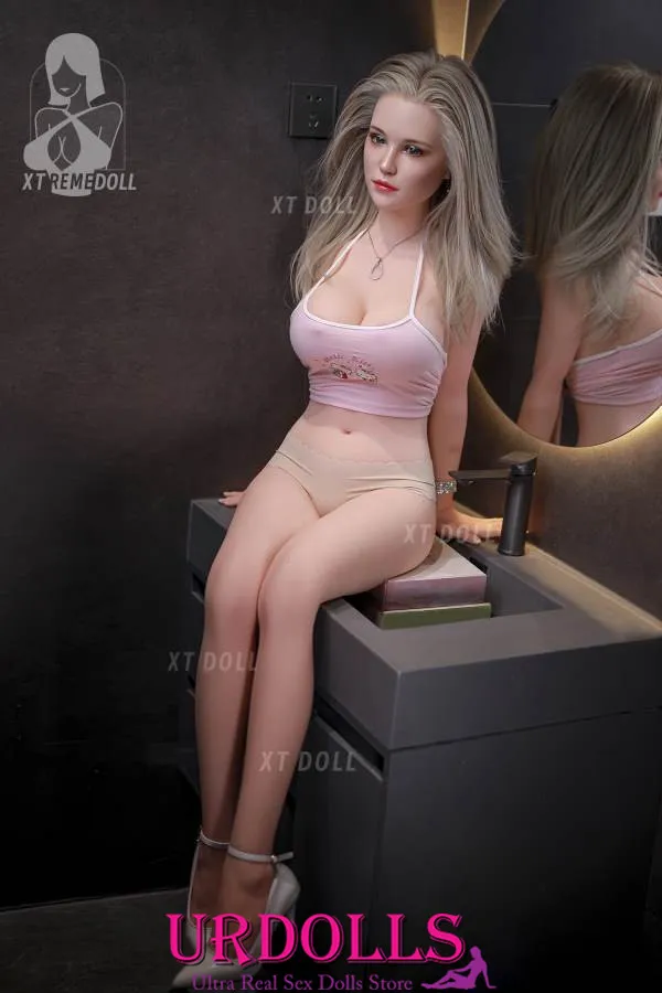 asian sex doll big boobs
