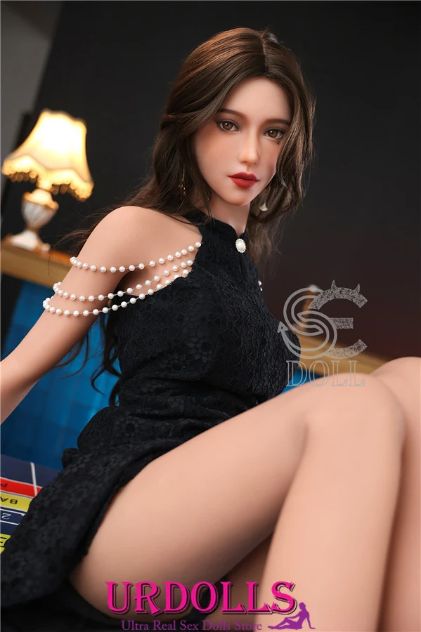 Взрослая кукла Queena.B 166 см