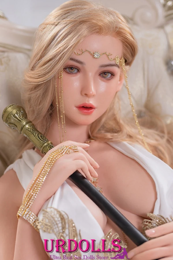 168cm Silicone RealDolls Soleil