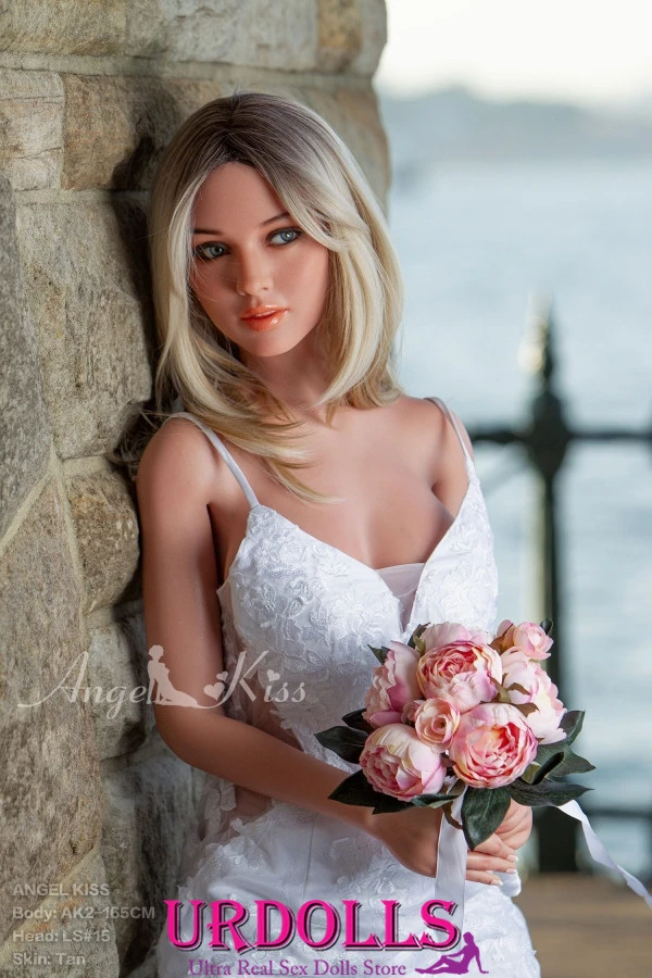Daniella RealDoll curvy